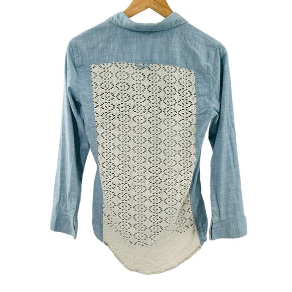 American Rag Chambray and Lace Crocheted Button-Down Top‎ Shirt - Small - Picture 3 of 12